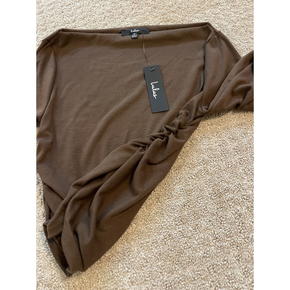 NWT- Lulus Brown Wide Neck Ruched Side Long Sleeve Top - Picture 4 of 5